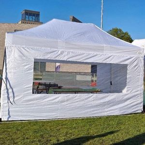 partytent 3x4.5 (geplaast)