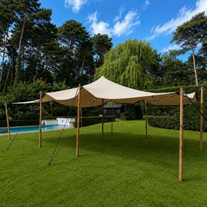 stretchtent 6.5x10.5 (geplaats op gras)
